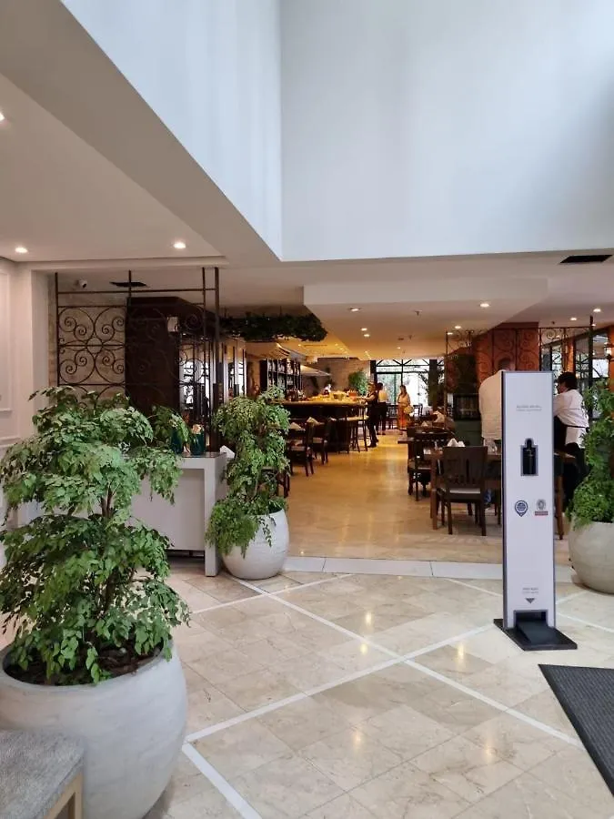 Flat/Hotel Av, Macuco 579 Moema Sp Uh1206 Sao Paulo 0*,